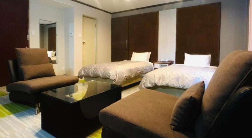 Urban Place Inn Kokura Kitakyushu Esterno foto